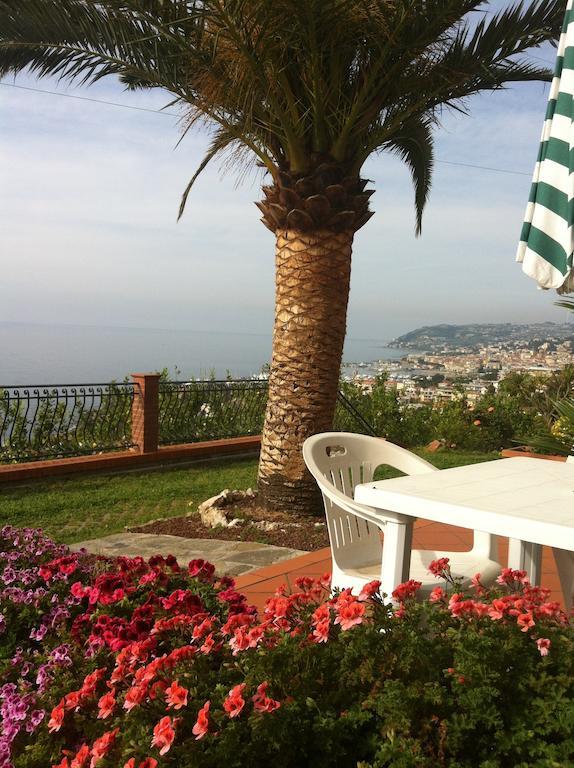 Le Terrazze Appartamenti Vacanze Санремо Номер фото